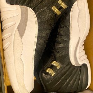 Youth boys Jordan 12